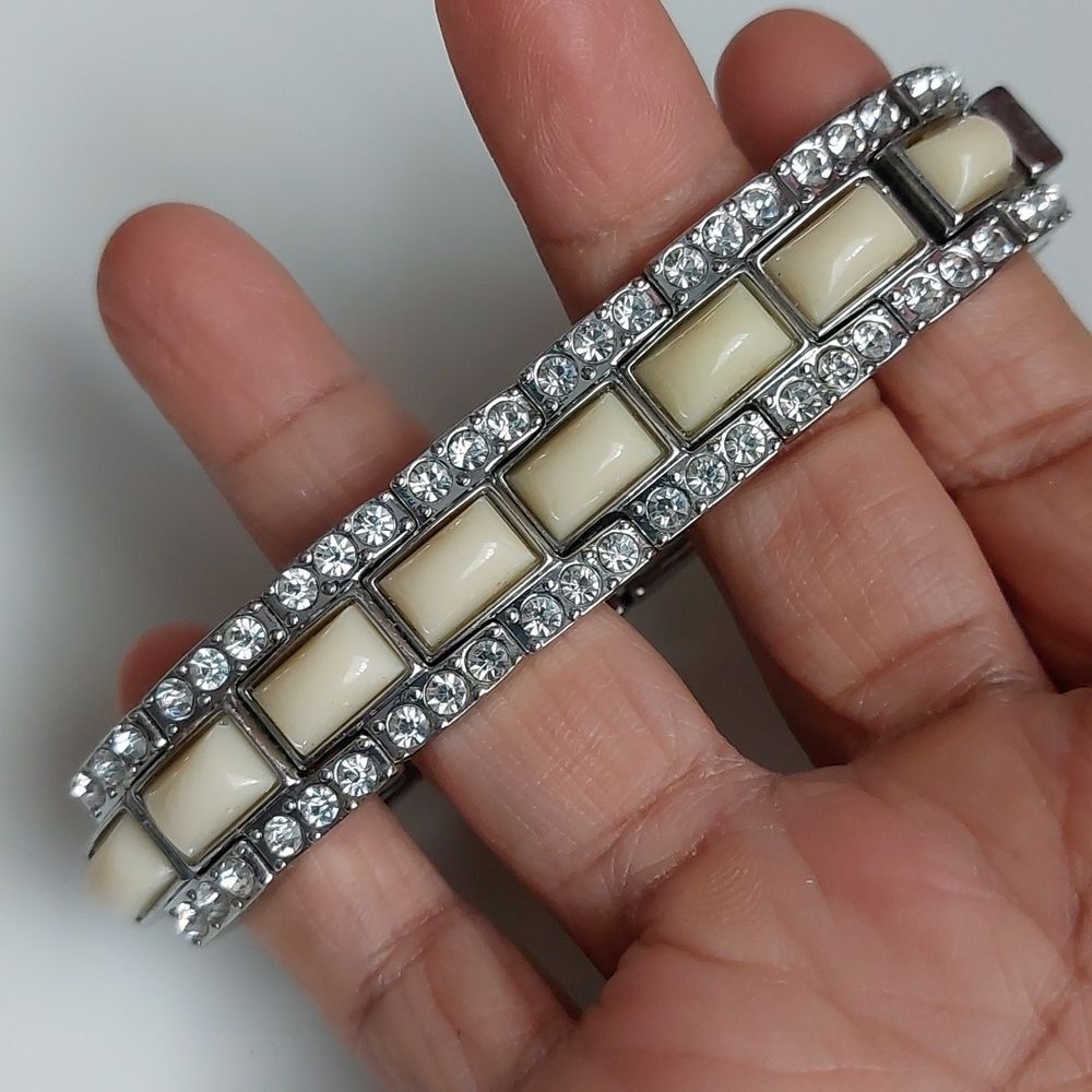 Milky White Resin Inlay and Rhinestones Paved Panels Stretch Bracelet